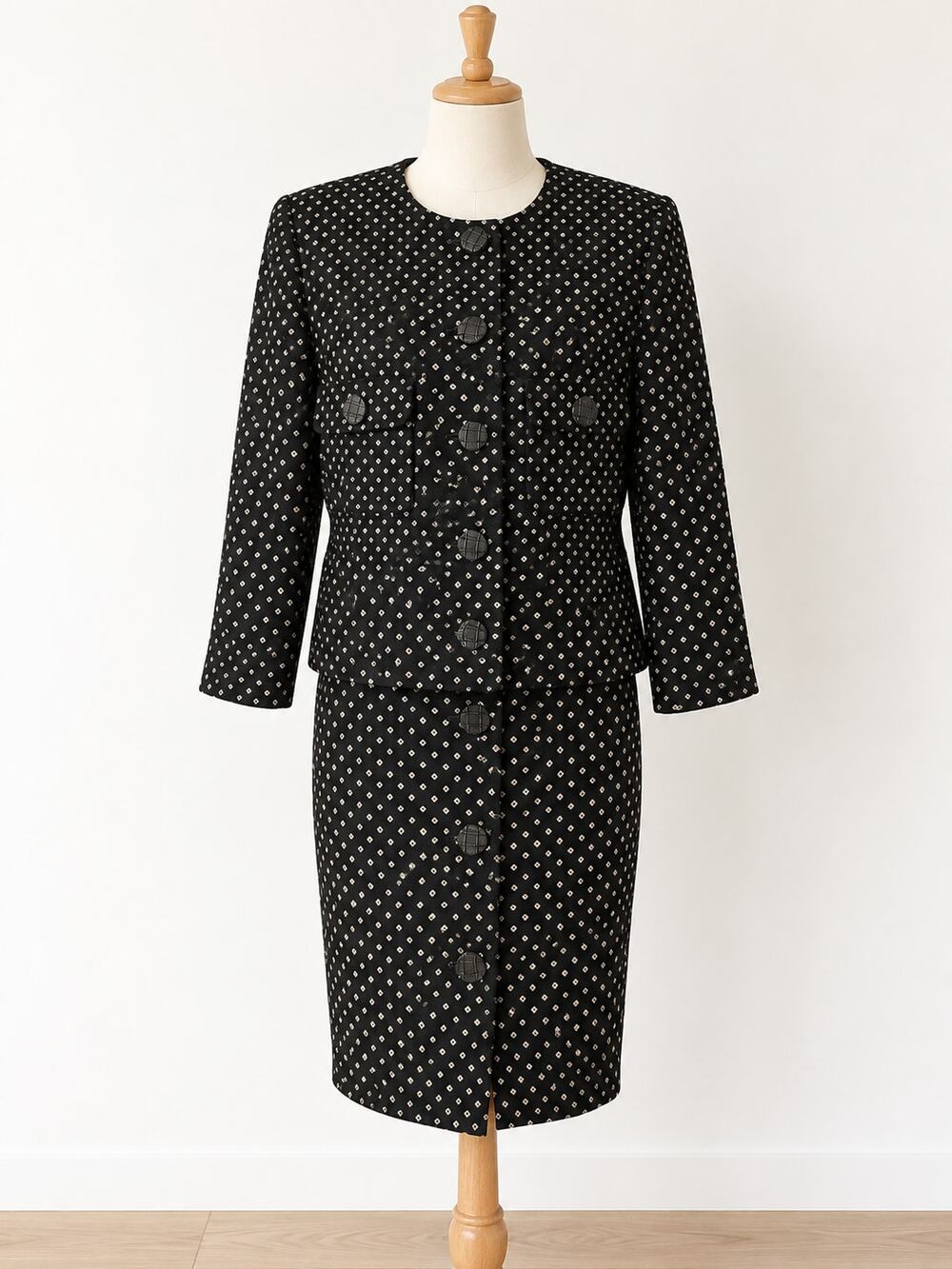 1980s Valentino Miss V Skirt Suit Wool Made Italy Newspaper Print Size 46 US 12